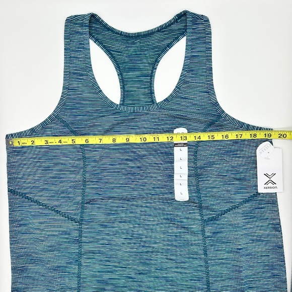 Xersion Women’s Blue Green Active Scoop Neck Sleeveless Tank Top Size S M L XL - Picture 8 of 11